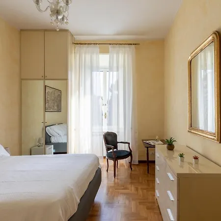 Apartment Iflat Delightful View Colosseum *