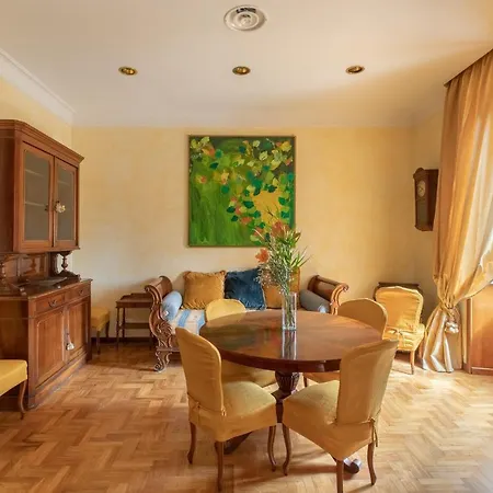 Apartment Iflat Delightful View Colosseum Rome