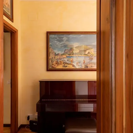 Iflat Delightful View Colosseum Apartment